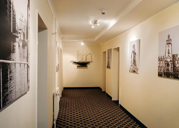 Stella Maris Hotel 3*